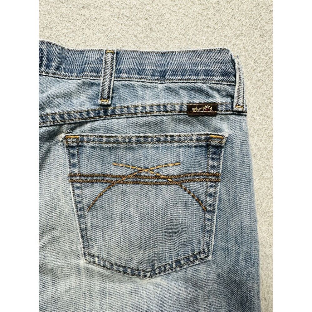 VINTAGE Wrangler Jeans Adult 36x30 Blue Denim Bootcut Thrashed Mens